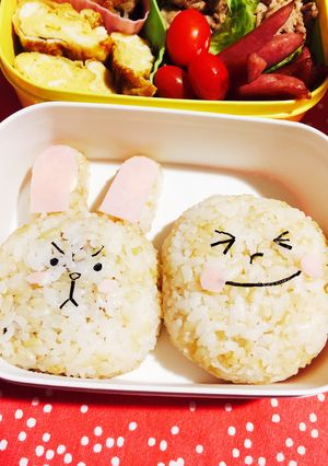 簡単！キャラ弁！LINEのコニーとムーン-レシピのメイン写真