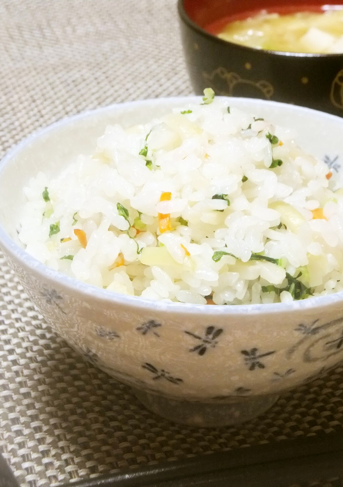 大根の皮と人参の皮の炊き込みご飯-レシピのメイン写真