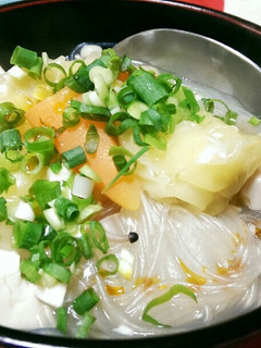 野菜たっぷりワンタン春雨スープ-レシピのメイン写真