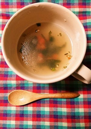 創味シャンタンでワカメスープ-レシピのメイン写真
