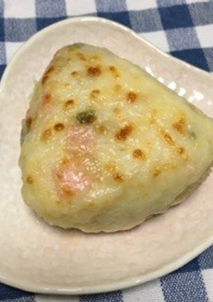 発芽米入りおにぎりのチーズ焼き-レシピのメイン写真