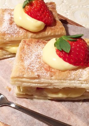冷凍パイシートで＊いちごミルフィーユ-レシピのメイン写真