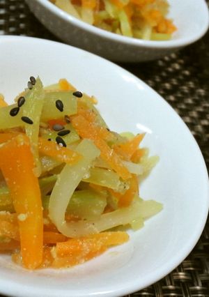 節約【ブロッコリーの茎の胡麻和え】♪-レシピのメイン写真