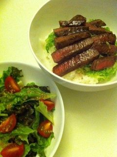 赤ワインソースの宮崎牛モモ肉ステーキ丼-レシピのメイン写真