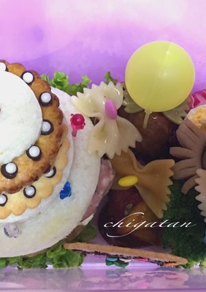 サンドイッチのバースデーケーキ弁当-レシピのメイン写真