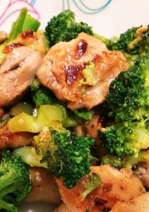 簡単！鶏肉とブロッコリーの塩麹炒め-レシピのメイン写真