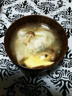 餃子入り中華風スープ-レシピのメイン写真