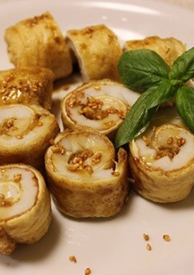 節約おかず♡ちくわと油揚げのクルクル巻き-レシピのメイン写真