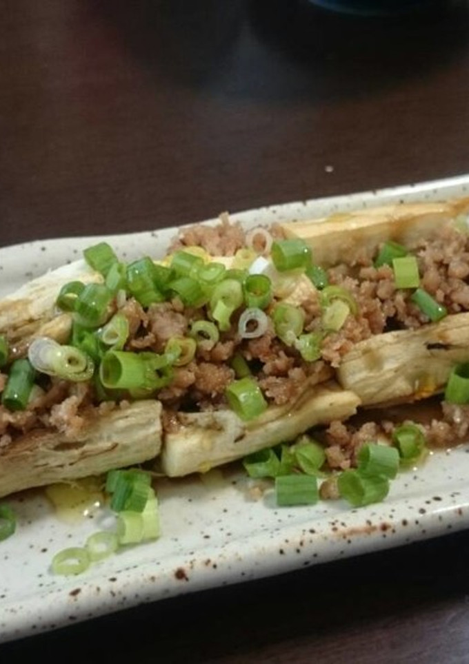 焼きなすに鶏そぼろをのせて-レシピのメイン写真