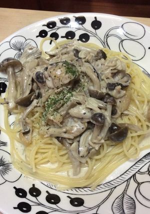 チキンとキノコのクリーム煮のスパゲッティ-レシピのメイン写真