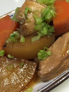 簡単‼大根とブリの煮物-レシピのメイン写真