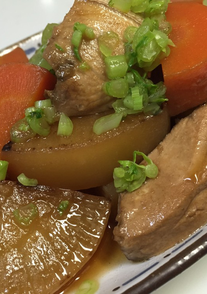 簡単‼大根とブリの煮物-レシピのメイン写真