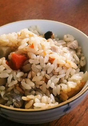 煮物deリメイク炊き込みご飯-レシピのメイン写真