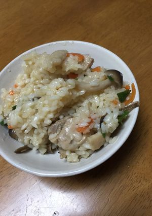 お鍋ひとつで中華風炊き込みご飯-レシピのメイン写真