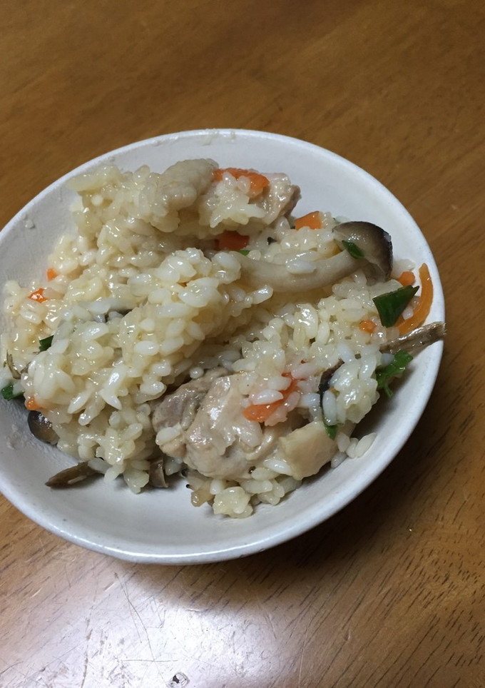 お鍋ひとつで中華風炊き込みご飯-レシピのメイン写真