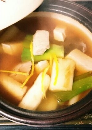 マグロと、長ネギ(白ネギ)のシンプル鍋-レシピのメイン写真
