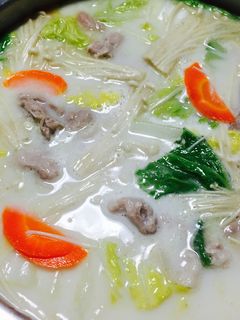 シチューうどん鍋-レシピのメイン写真