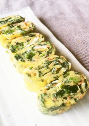 お弁当朝食にほうれん草と干しえびの卵焼き-レシピのメイン写真