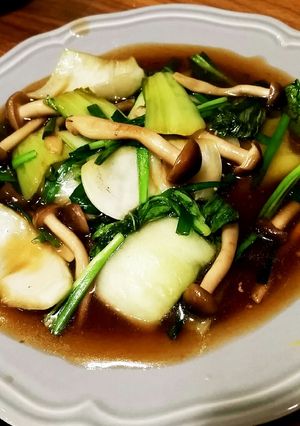 チンゲン菜としめじのオイスターソース炒め-レシピのメイン写真