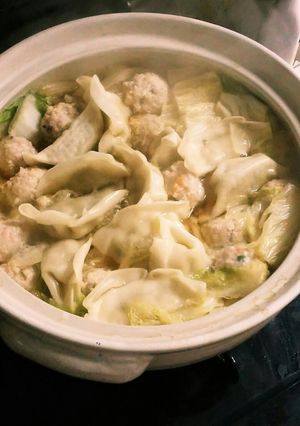 鶏団子餃子白菜鍋-レシピのメイン写真