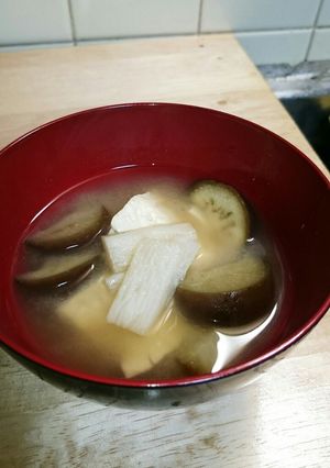 簡単☆長芋とナスの味噌汁-レシピのメイン写真
