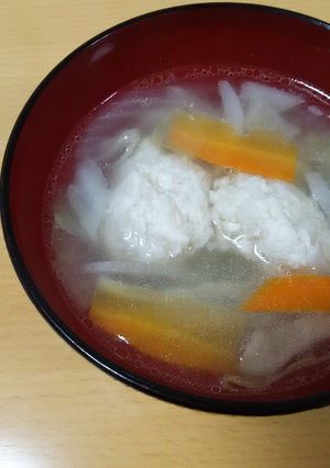 山芋入り鶏団子と野菜のシンプルなスープ-レシピのメイン写真
