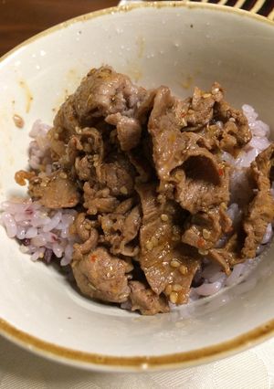 5分で★男子ごはんのピリ辛牛丼アレンジ-レシピのメイン写真