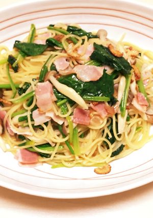 ベーコンと茸とほうれん草のペペロンチーノ-レシピのメイン写真