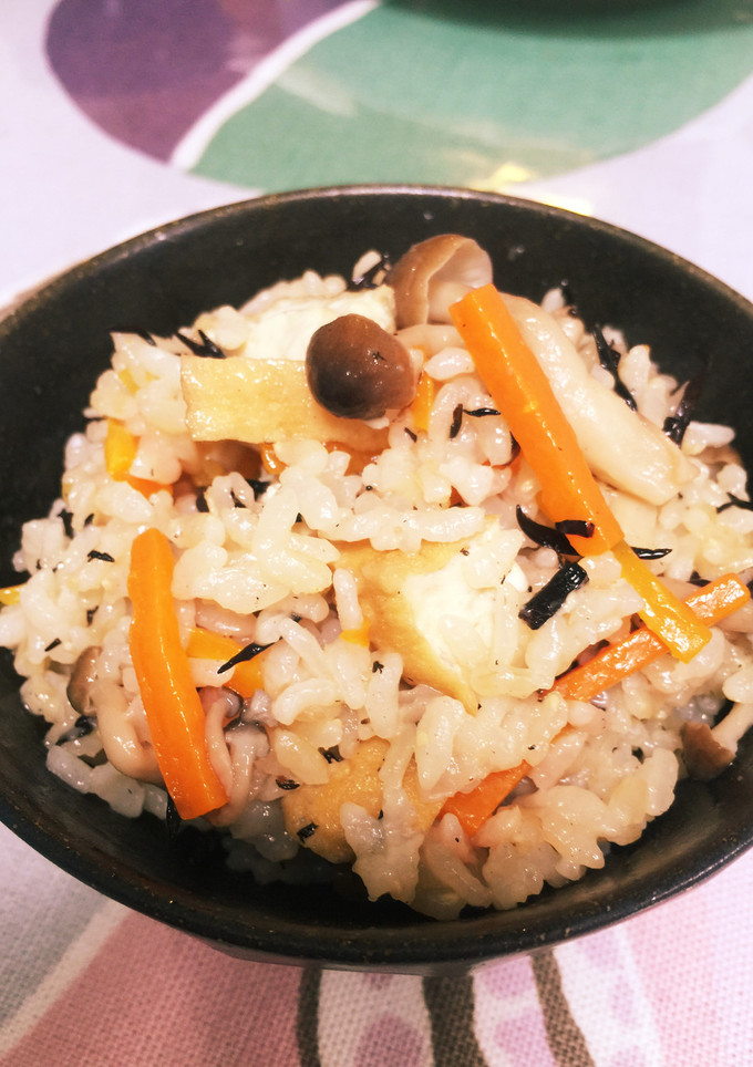 発芽米で！ひじきと厚揚げの炊き込みご飯-レシピのメイン写真
