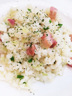 休日のお家ご飯に*厚切りベーコンでピラフ-レシピのメイン写真