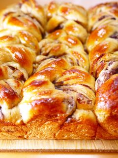 卵と牛乳♪ちぎりパンの黒糖胡桃あん食パン-レシピのメイン写真