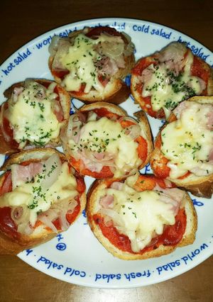 簡単フランスパンのピザ-レシピのメイン写真