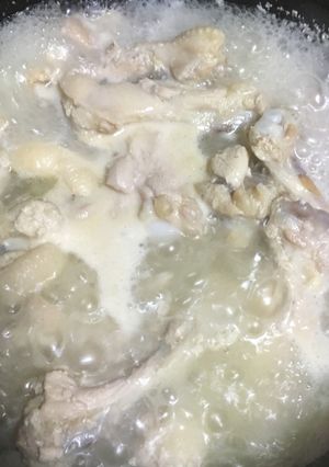 ドラム肉のスープ用下ごしらえ。ミルク煮編-レシピのメイン写真