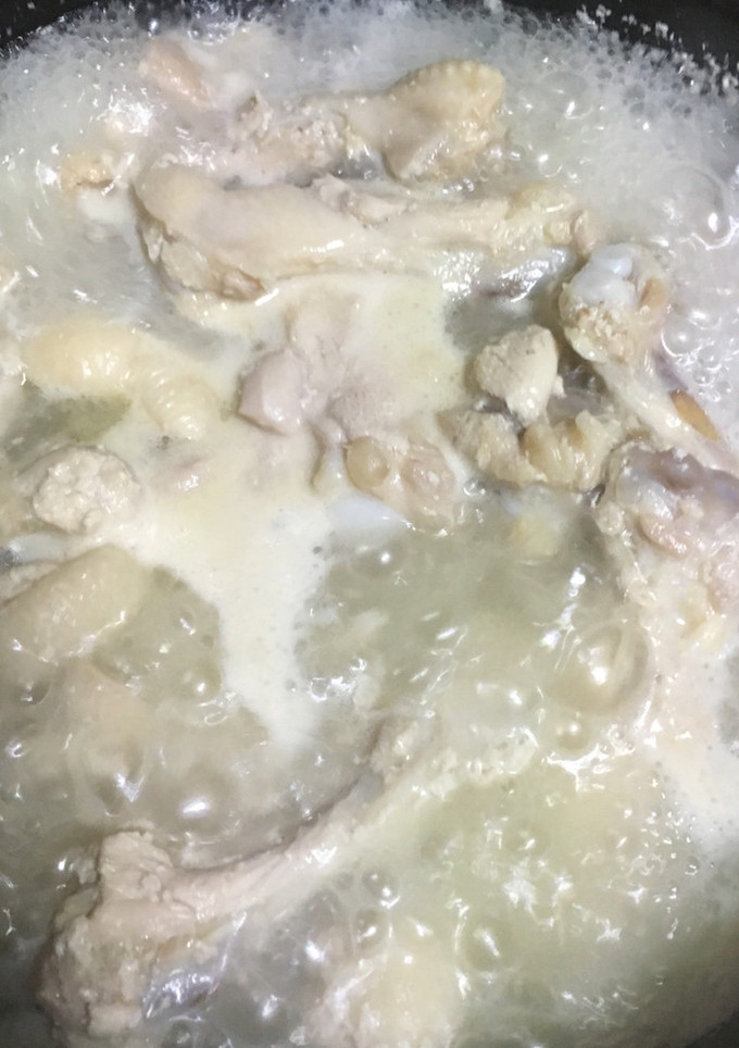 ドラム肉のスープ用下ごしらえ。ミルク煮編-レシピのメイン写真