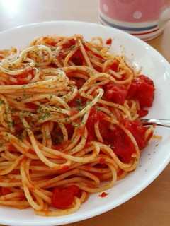トマト缶だけ!うまうまトマトスパゲッティ-レシピのメイン写真