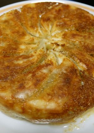 焼き加減でこんなに違う餃子-レシピのメイン写真