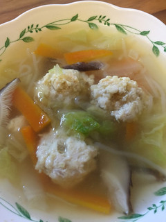 鶏団子と白菜の春雨スープ-レシピのメイン写真