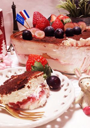 フレッシュ苺の♡ティラミス♪-レシピのメイン写真
