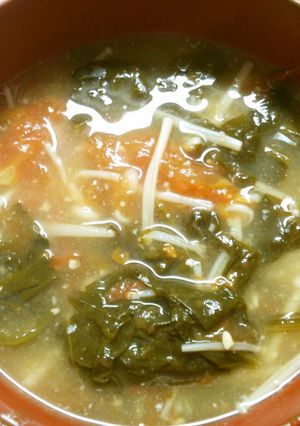 朝食♪ トマトとほうれん草のお味噌汁！！-レシピのメイン写真
