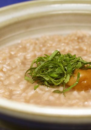 からだに優しい梅干し茶がゆ-レシピのメイン写真
