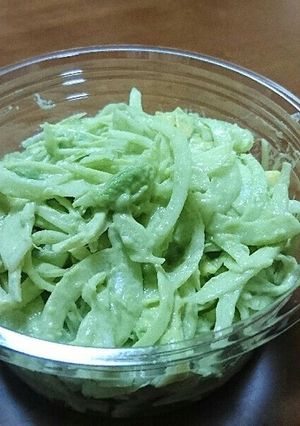 我が家の定番☆アボカドと玉ねぎのサラダ-レシピのメイン写真