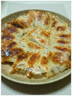 我が家は白菜派なニラ餃子★羽根付き焼き方-レシピのメイン写真