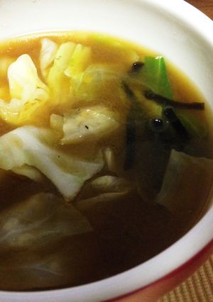 キャベツと佃煮昆布の味噌汁1人分-レシピのメイン写真