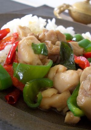 ご飯が進む♡ガパオ 鶏肉のバジル炒め-レシピのメイン写真