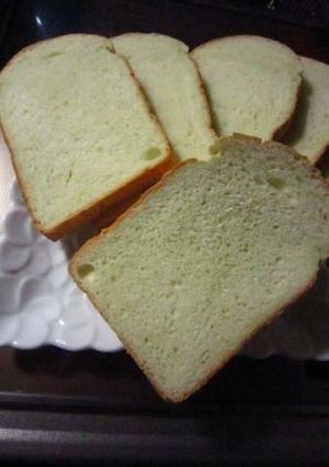 メロン食パン♪かき氷シロップで-レシピのメイン写真