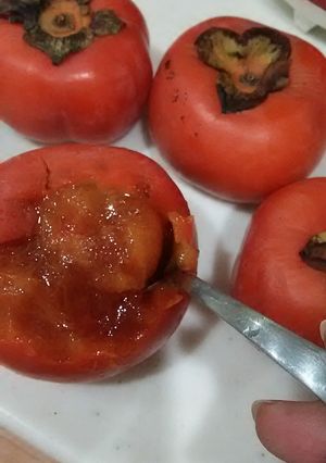 熟した柿の上手な食べ方-レシピのメイン写真