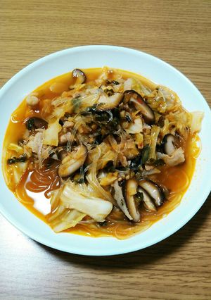 創味シャンタンで春雨とキャベツのピリ辛煮-レシピのメイン写真