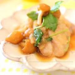 รูปของ 簡単☺柚子生姜鶏もも肉のなめこおろし煮
