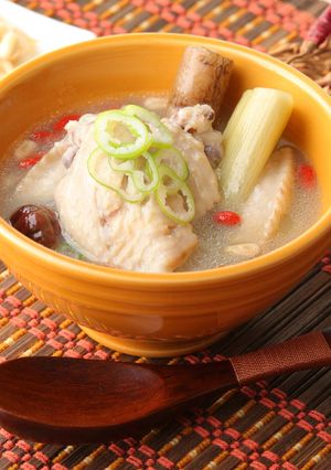 鶏手羽でお手軽に♪参鶏湯（サムゲタン）-レシピのメイン写真