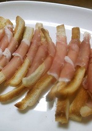 パンの耳のトーストの生ハム巻-レシピのメイン写真